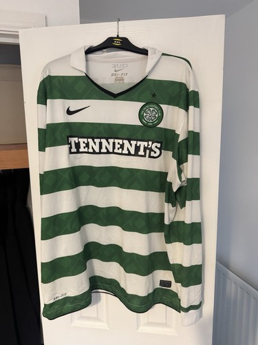Retro glasgow celtic football - retro,
