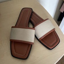 Ladies summer open toe flat