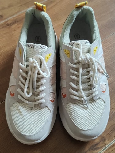 Lovely max ladies trainers - lovely,