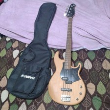 Yamaha Broad Bass BB234 Near