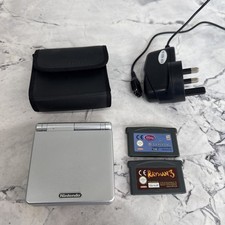 Nintendo Game Boy Advance SP