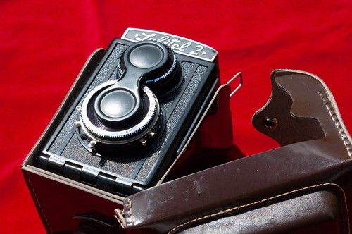 Lubitel faux tlr camera - 2, faux-tlr
