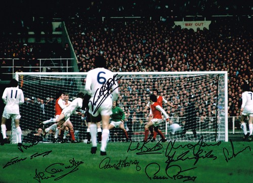 1972 cup goal multi signed - goal,