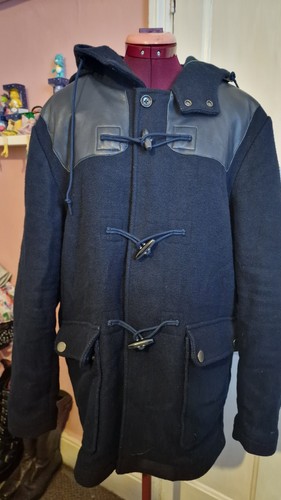 Tommy hilfiger size medium - tommy,