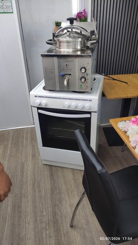 Commercial pressure fryer and - commercial,