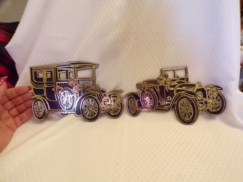 Vtg 1968 black gold - black,