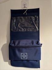 Men’s Hanging Wash bag By Clarins