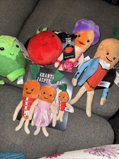 Kevin The Carrot, Katie, Tiny