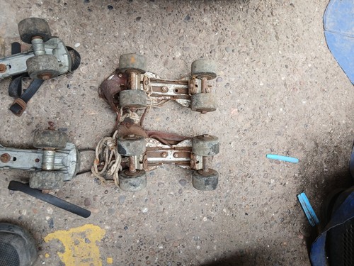 Pairs vintage roller - pairs,