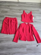 Tahari Arthur S Levine Women's Red 3 Piece Skirt Suit. Sz 10