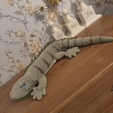 Ark Toys Premier Collection