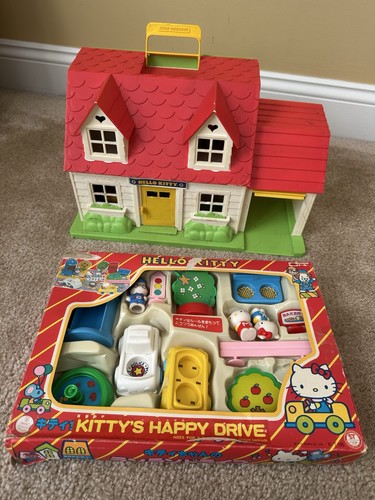 Hello kitty vintage dollhouse - hello,