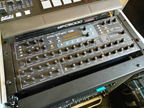 Dave smith instruments prophet - instruments,