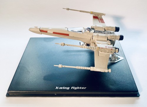 Star wars wing fighter - star, x-wing