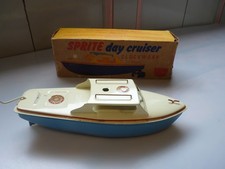 VINTAGE 1950'S TINPLATE CLOCKWORK SUTCLIFFE SPITE DAY CRUISER BOAT & BOX WORKING