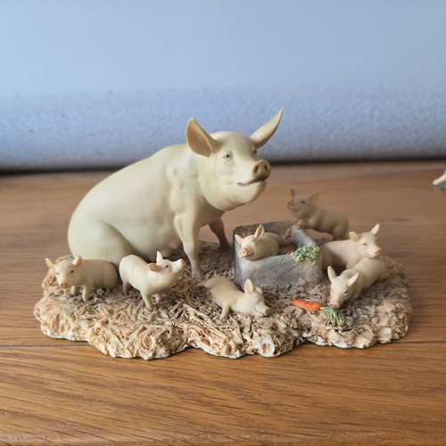 Border fine arts sow - fine, &