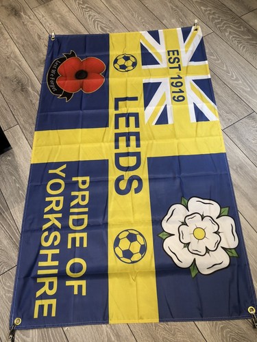 Leeds united utd - flag, 5ft
