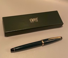 Cross Solo Classic Fountain Pen, Nib Size M, Green And Gold Trim 