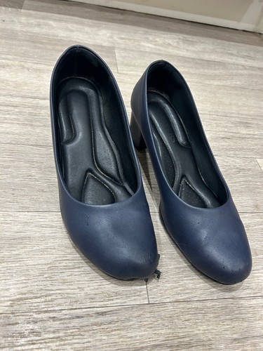 Navy blue cabin - crew, shoes