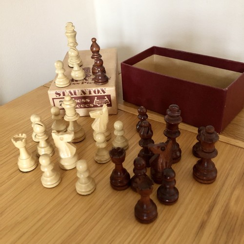 Vintage staunton chess - chess, pieces