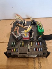 PEUGEOT 407 MK1 2004 2.0 HDI FUSEBOX FUSE BOX 9655708380 with plugs