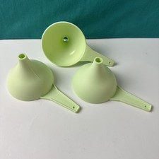 Tupperware Funnel Large
