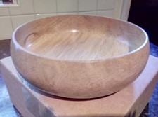 Beautiful hand turned Contrasting Sycamore hardwood bowl No 145.