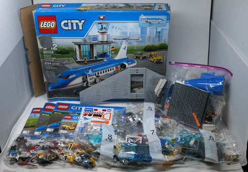 Lego city 60104 airport - city,