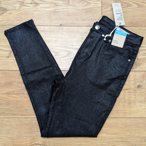 Black glitter coated ivy - m&s,