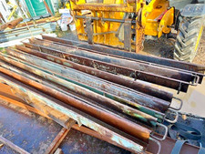 1  STEEL FORM  CONCRETE  MOULD  FORM  ???  APPROX  100 X 100  X 2800 LONG CHOICE