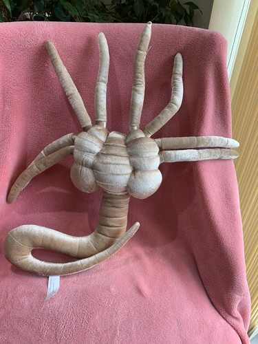 Thinkgeek facehugger alien - thinkgeek,