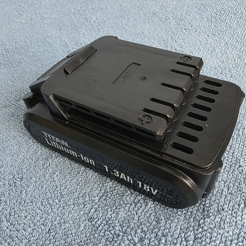 Titan 18v 3ah - titan,