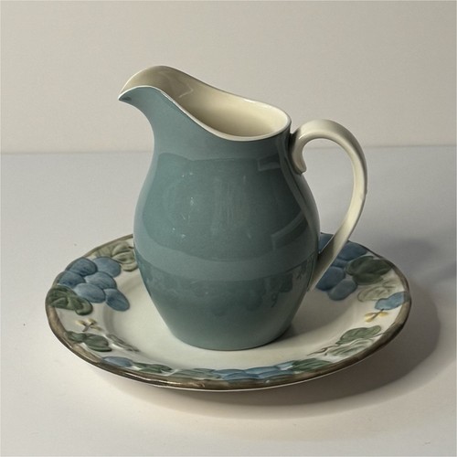 Royal doulton blue - doulton, ceramic
