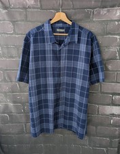 Men's blue checked cheese