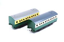TOMY Plarail Thomas & Friends Green Express Coaches x2 Classic Rare Set Japan