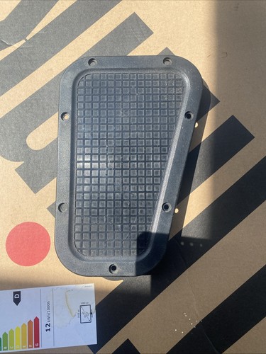 Land rover defender wing top - land,