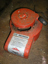 Briggs & Stratton 5hp I/C vertical crank engine 131922 recoil starter. Hayter 21