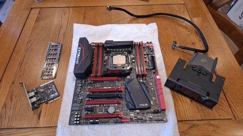 Asus rog rampage extreme - rog, v
