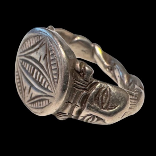 Stunning medieval ring with - stunning,