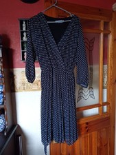 ladies dress 14 Navy and white