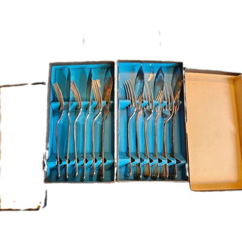 Viners silver plate fork set - plate,