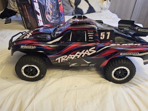 Traxxas slash 4x4 brushless - slash,