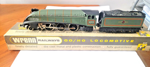 Wrenn locomotive w2211 a4 - a, br