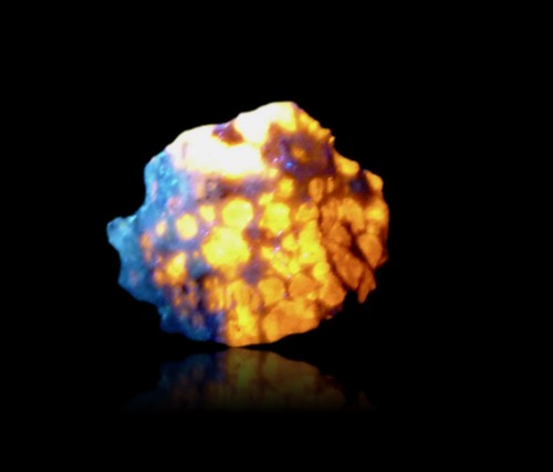 Beautiful fluorescent sodalite - fluorescent,