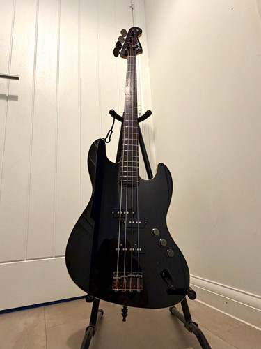 2013 fender aerodyne jazz - 2013, bass