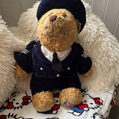 The entertainer beige plush - entertainer,