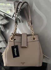 Stunning Nude DUNE Dilearo