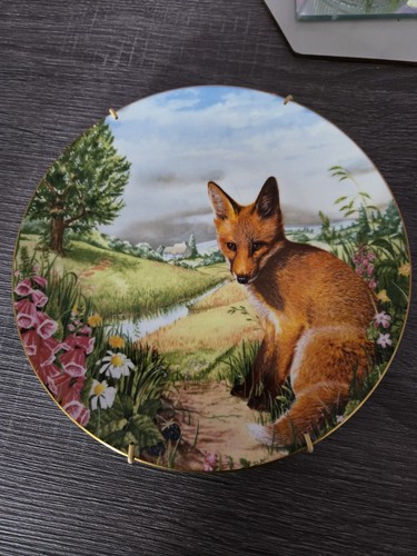 Royal doulton fox - royal, plate