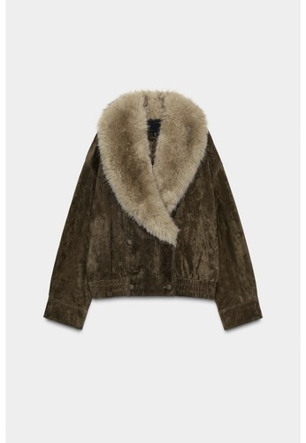 Bnwt 100 suede - -, leather