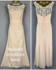 True Bride pale peach wedding